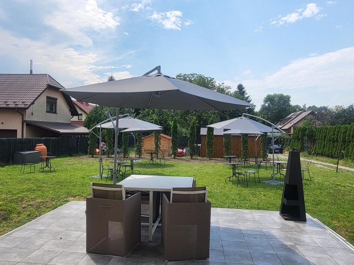 The Castle Suites & Apartment - Free Parking - (Adults Only) Cracovia Exterior foto